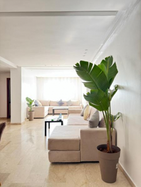 SUITOUISS - Agdal 4 - Appartements à 2 minutes de la gare de train TGV Rabat